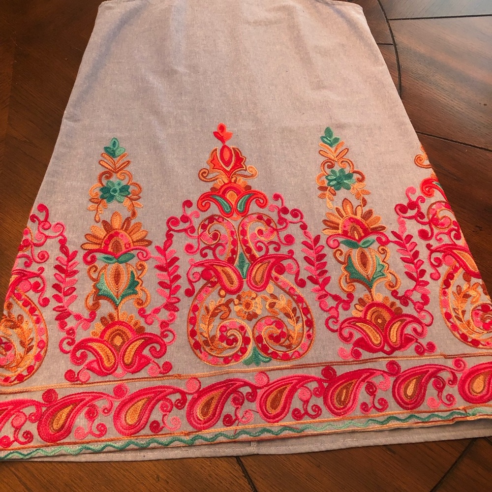 Small Entro Denim Sleeveless Embroidery Dress